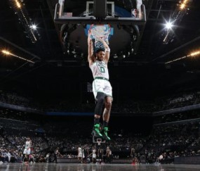 体育娱乐-美国男篮奥运之队组建在即 詹眉不打、库里50%参战