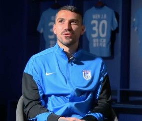 开云官方-斯坦丘：我了解大连的足球底蕴和主场氛围，我喜欢这里的宁静