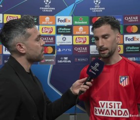 官方网站-巴埃纳：昨天球队专门训练了任意球，阿尔瓦雷斯一个都没进