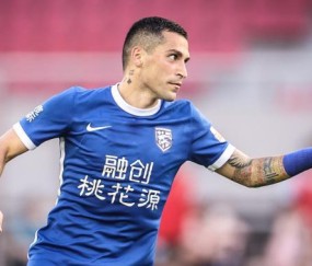 开云体育-【独家】斯坦丘12日已回欧洲报到 三镇大度提前放行