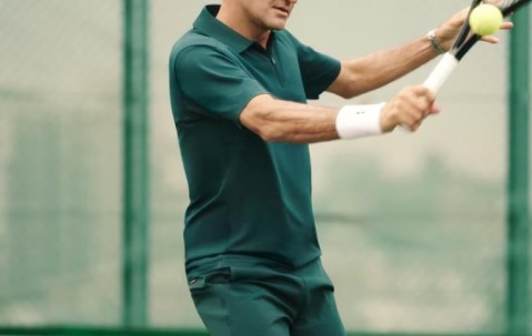 开云官方-费德勒挂拍四年后创新纪录：跻身福布斯全球亿万富豪俱乐部